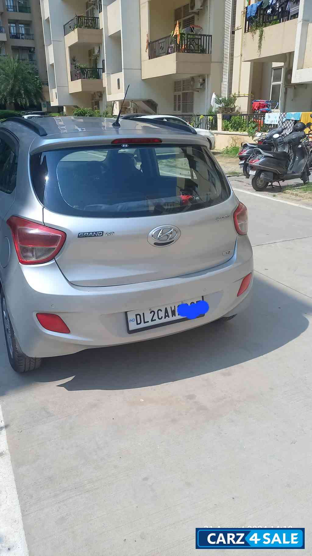 Sleak Silver Hyundai i10 Grand i10Sports Kappa VTVT