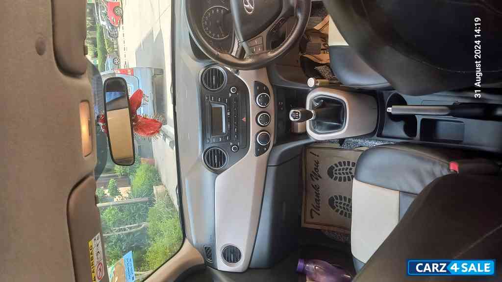 Sleak Silver Hyundai i10 Grand i10Sports Kappa VTVT