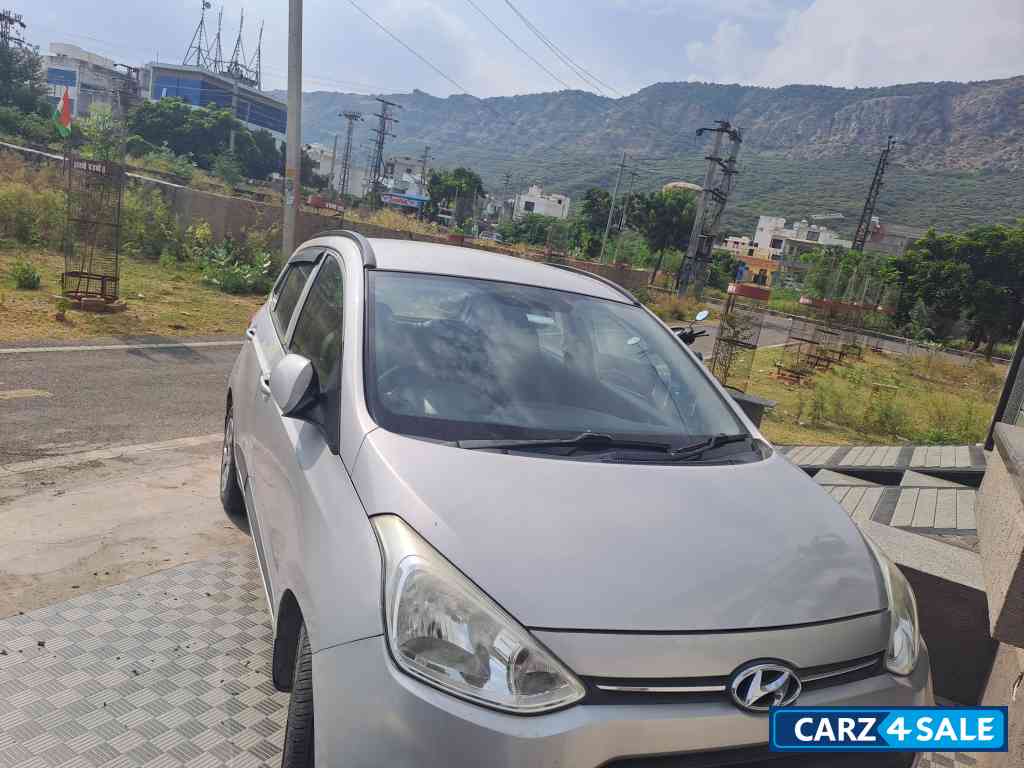 Hyundai i10 Sportz