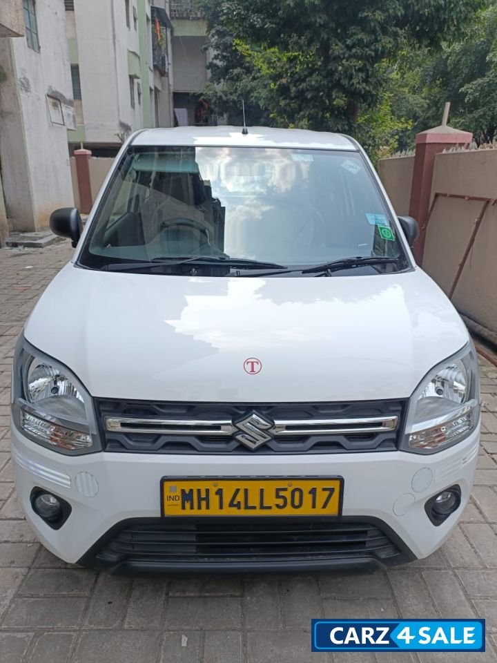 White Maruti Suzuki Wagon R Lxi cng