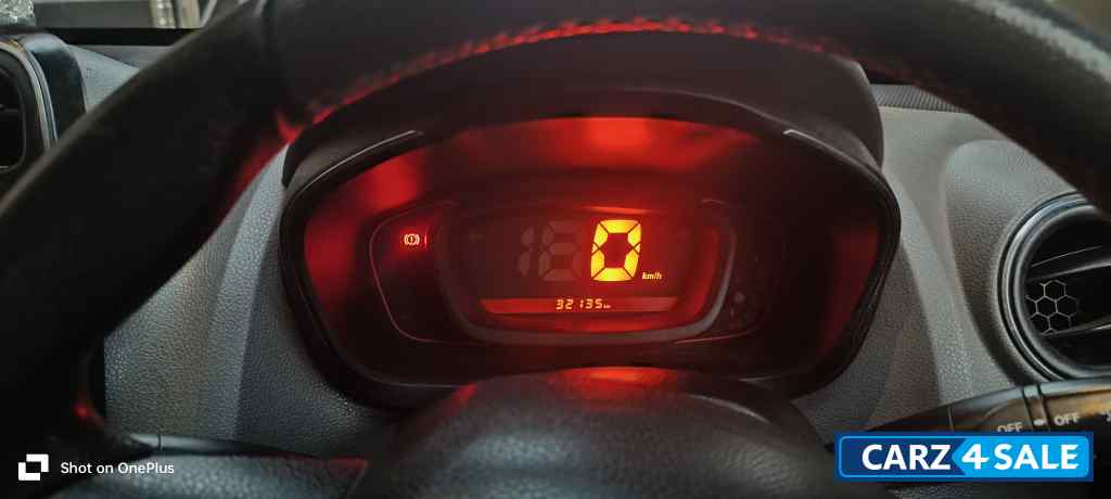 Silver Renault Kwid Rxt 1.0 automatic optional