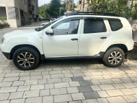 Pearl White Renault Duster 85bps