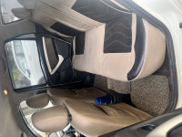 Pearl White Renault Duster 85bps