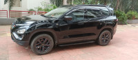 Black Tata Safari XT Plus Dark Edition