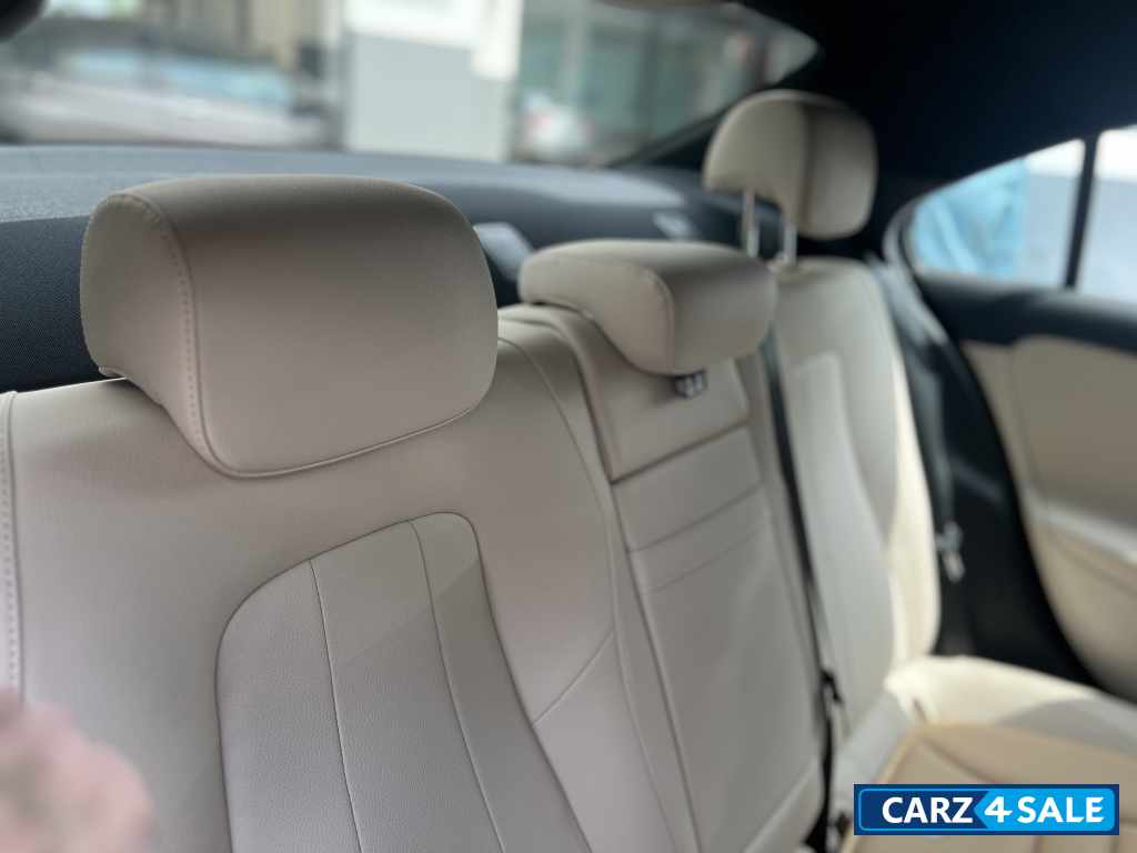 Mercedes-Benz A-Class A200 petrol