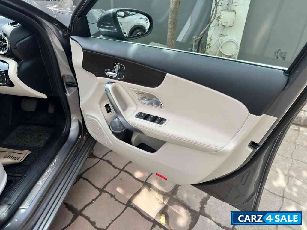 Mercedes-Benz A-Class A200 petrol