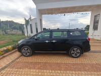 Kia Carnival Premium 8 seater