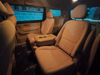 Kia Carnival Premium 8 seater