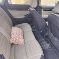 White Kia Seltos 1.4 7DCT GTX PLUS