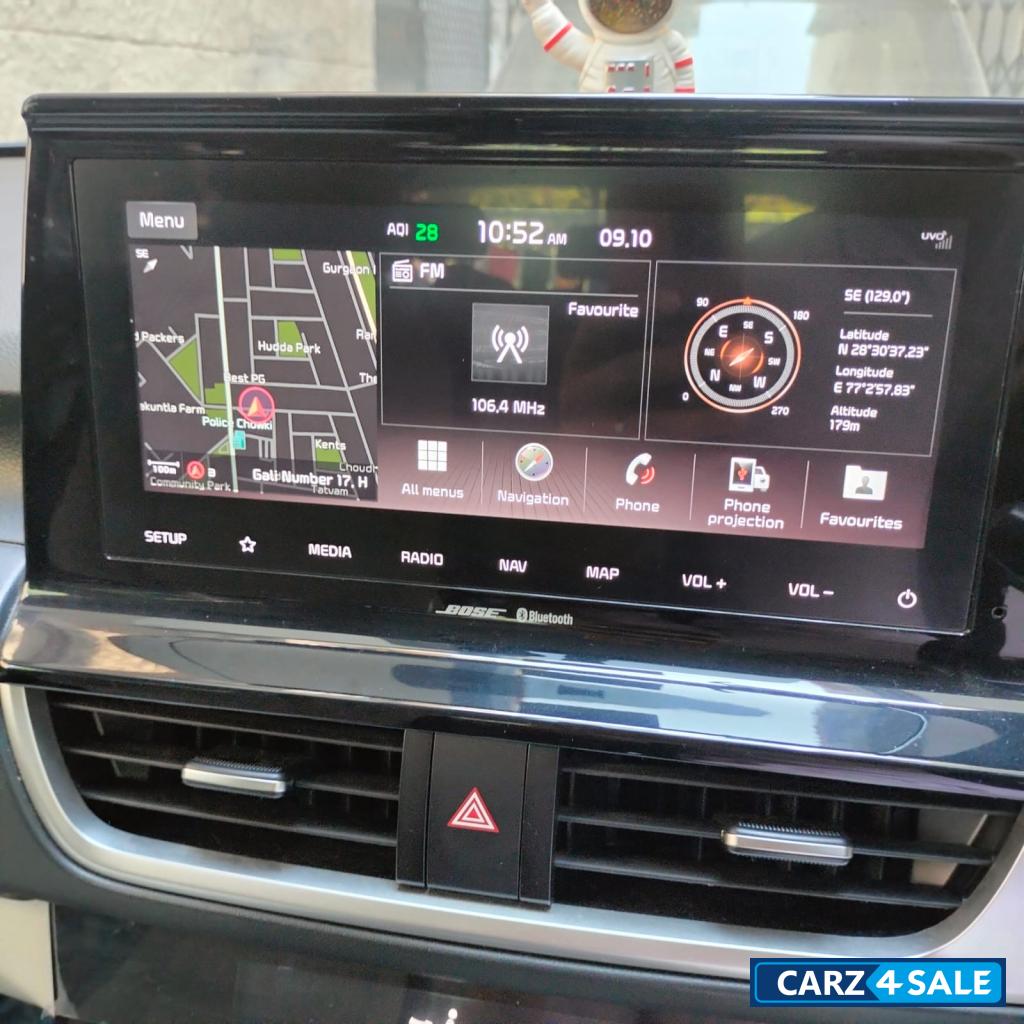 White Kia Seltos 1.4 7DCT GTX PLUS