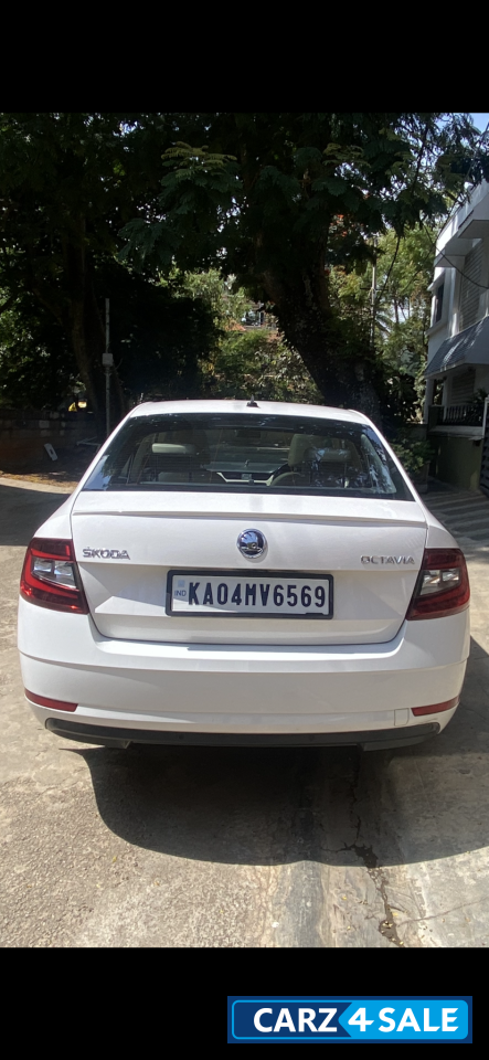 Skoda Octavia L&K 1.8 Tsi Skoda Octavia L&K 1.8 Tsi