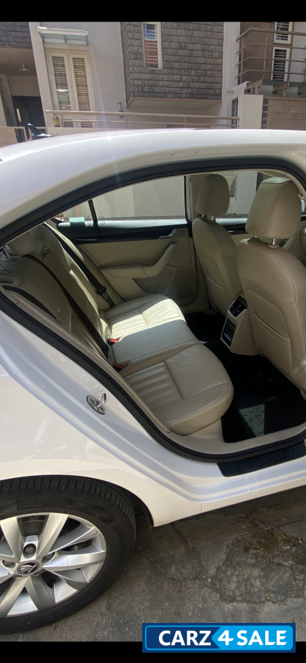 Skoda Octavia L&K 1.8 Tsi Skoda Octavia L&K 1.8 Tsi