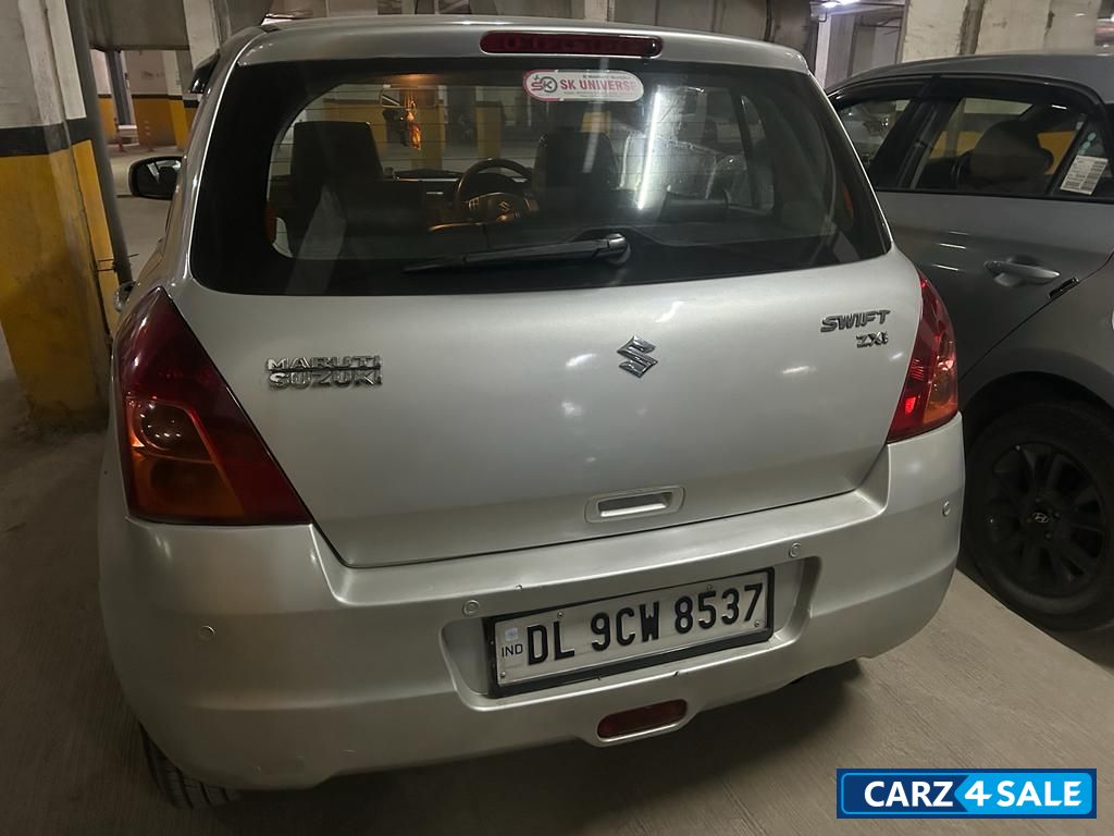 Maruti Suzuki Swift ZXI