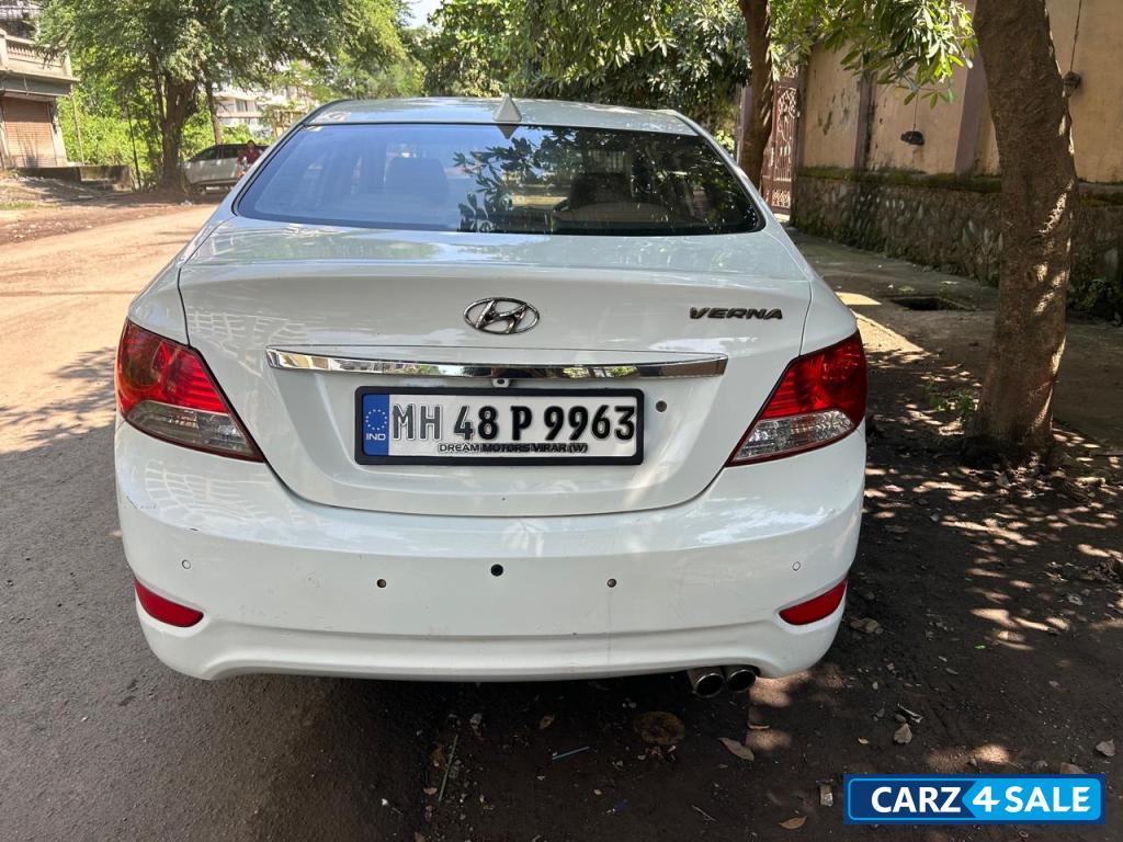 Hyundai Verna Hyundai Verna 2013 Fluidic 1.6 EX CRDI BSIV Automatic