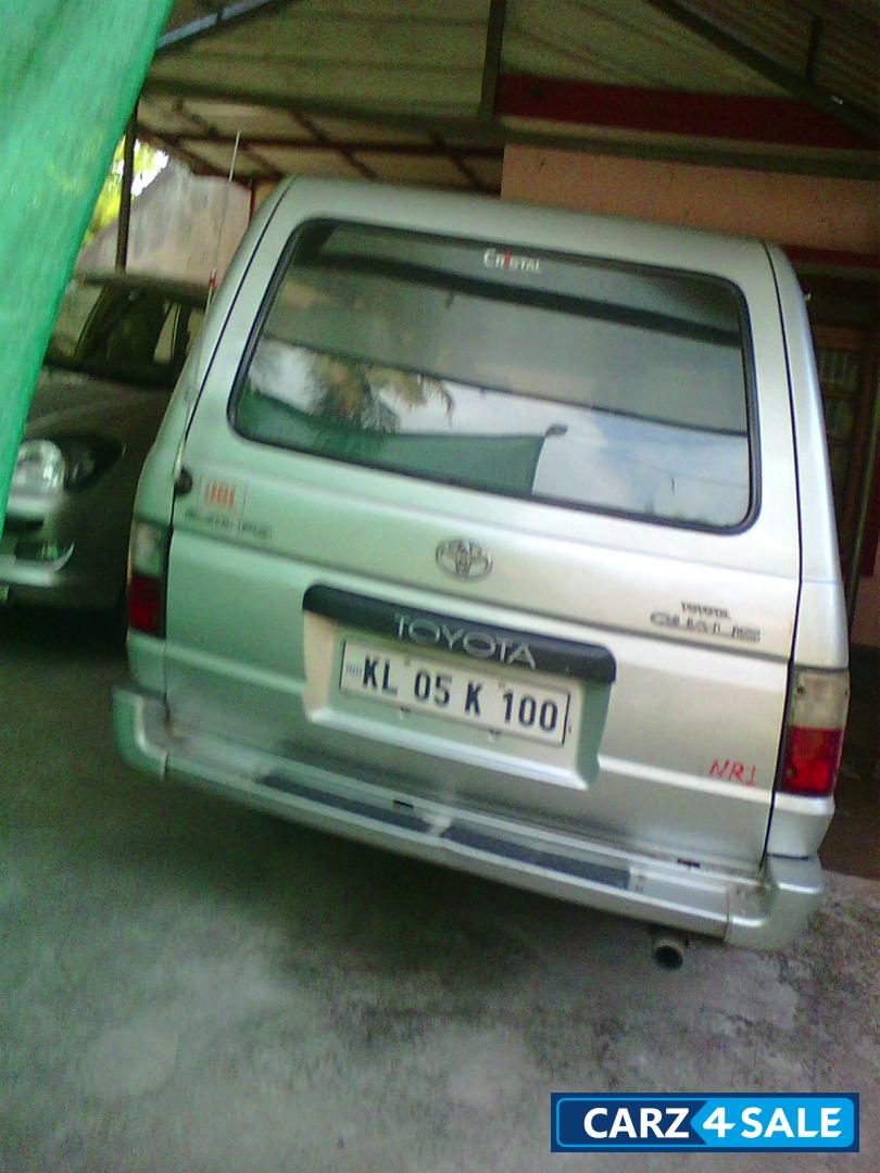 Silver White Toyota Qualis FS F2
