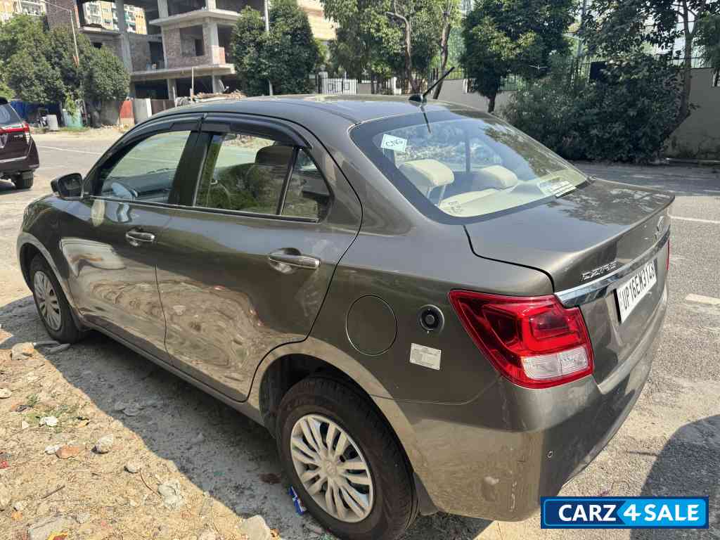 Maruti Suzuki Dzire Vxi cng