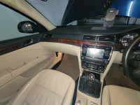 Blue Skoda Superb 1.8tsi