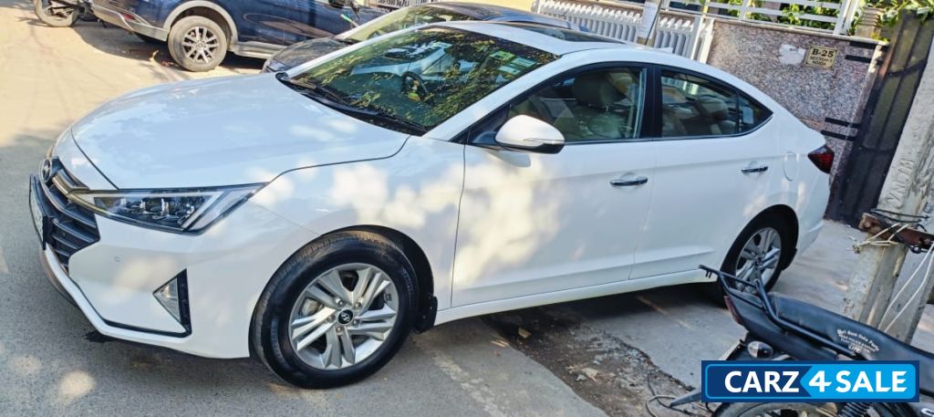 Hyundai Elantra CRDI AUTO SX O