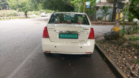 White Mahindra eVerito d2