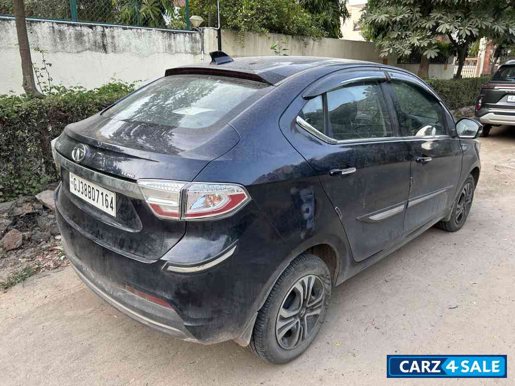 Blue Tata Tigor XZ Plus CNG