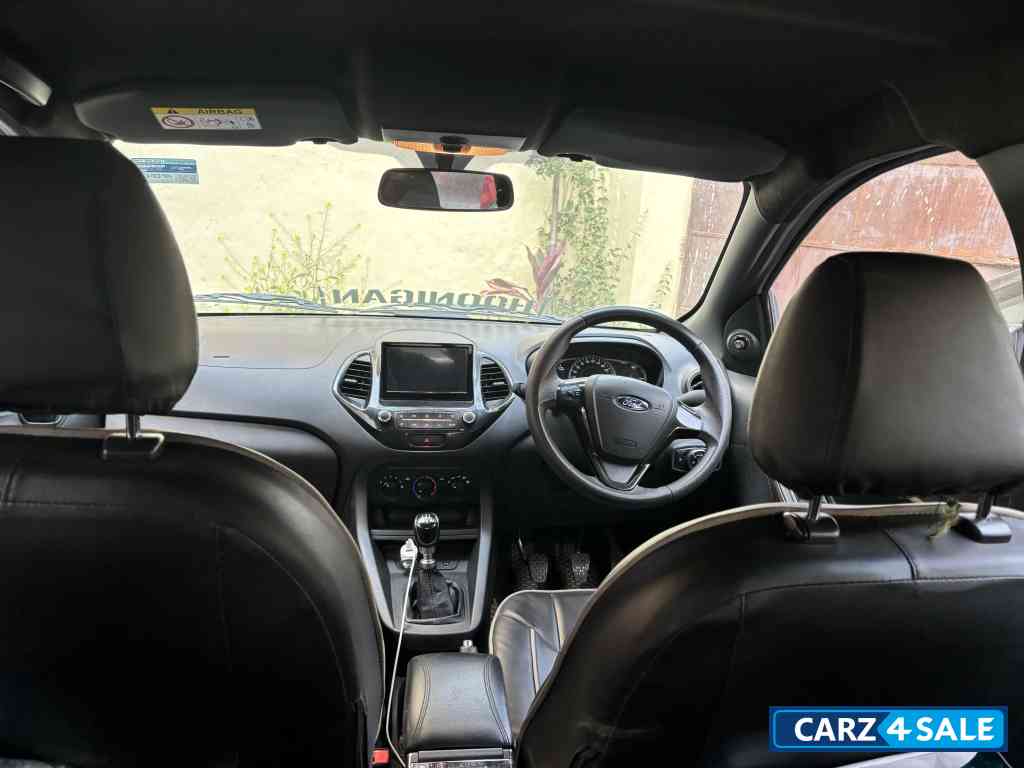 White Ford Freestyle Titanium 1.5 TDCI BS6