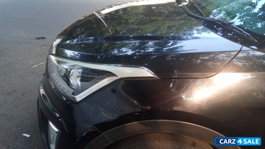 Black Hyundai Creta LMV