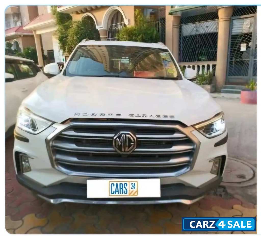 MG Gloster Savvy 6 seater 4x4