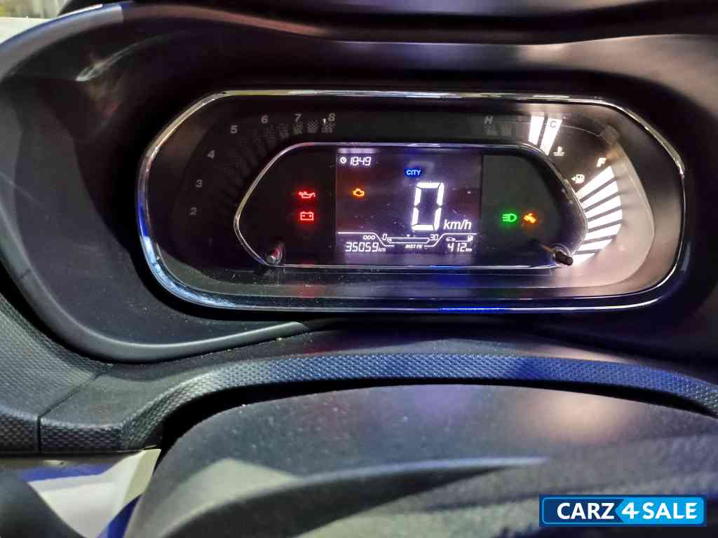 Pure Silver Tata Nexon XZ Plus Petrol