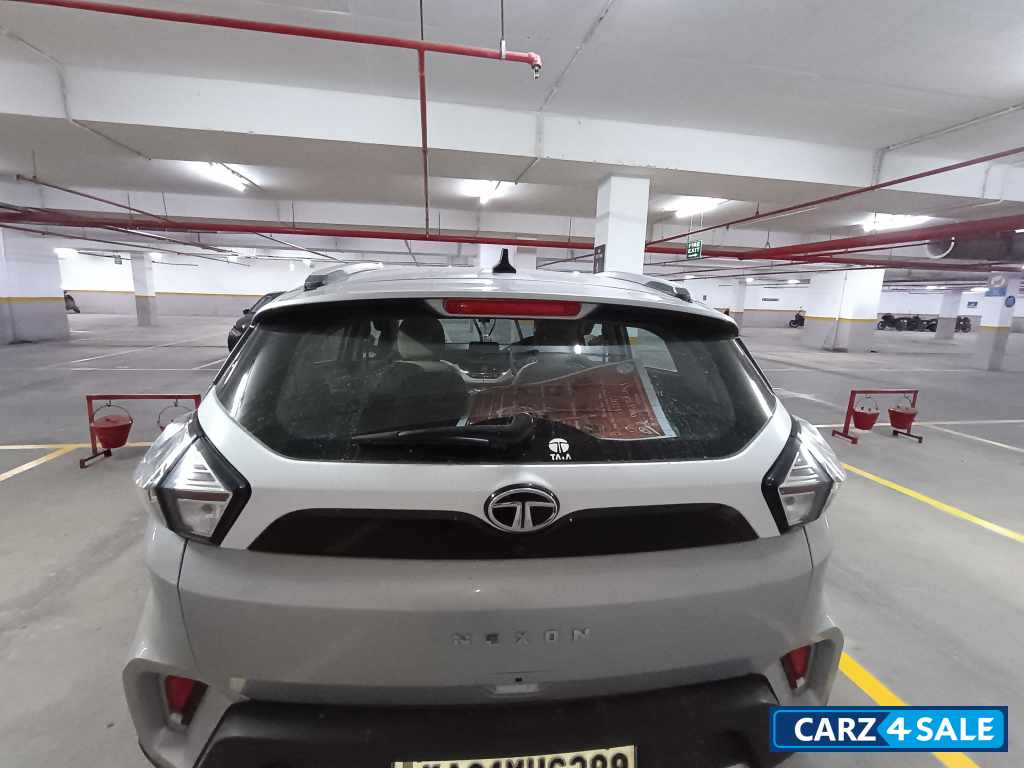 Pure Silver Tata Nexon XZ Plus Petrol