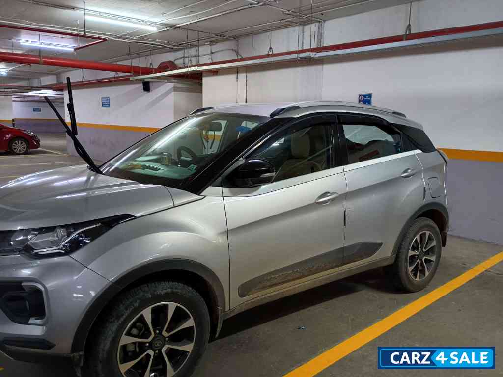 Pure Silver Tata Nexon XZ Plus Petrol