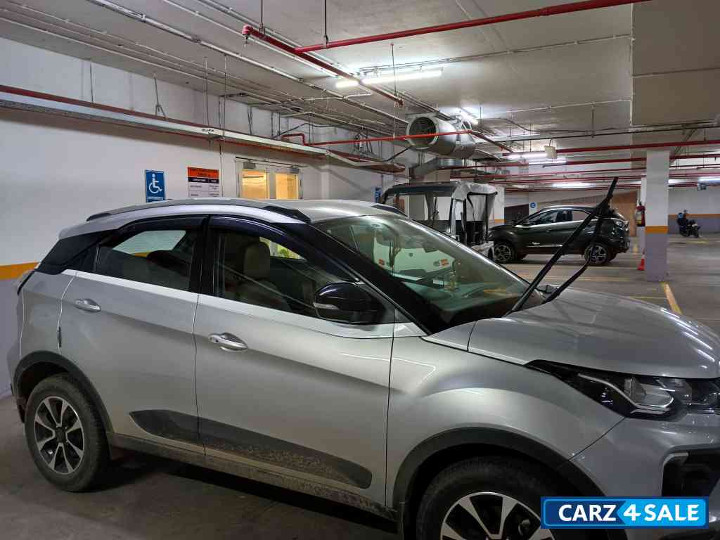 Pure Silver Tata Nexon XZ Plus Petrol