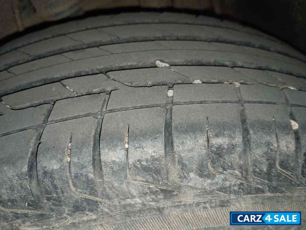 Pure Silver Tata Nexon XZ Plus Petrol