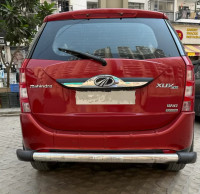 Red Mahindra XUV 500 W10 AT