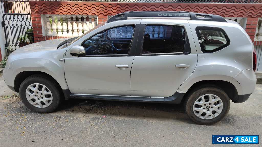 Renault Duster PETROL