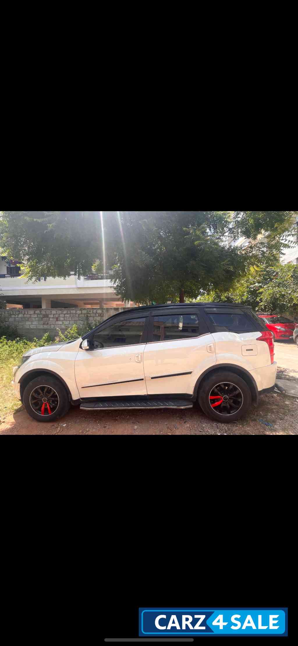 Mahindra XUV 500 W10 R FWD