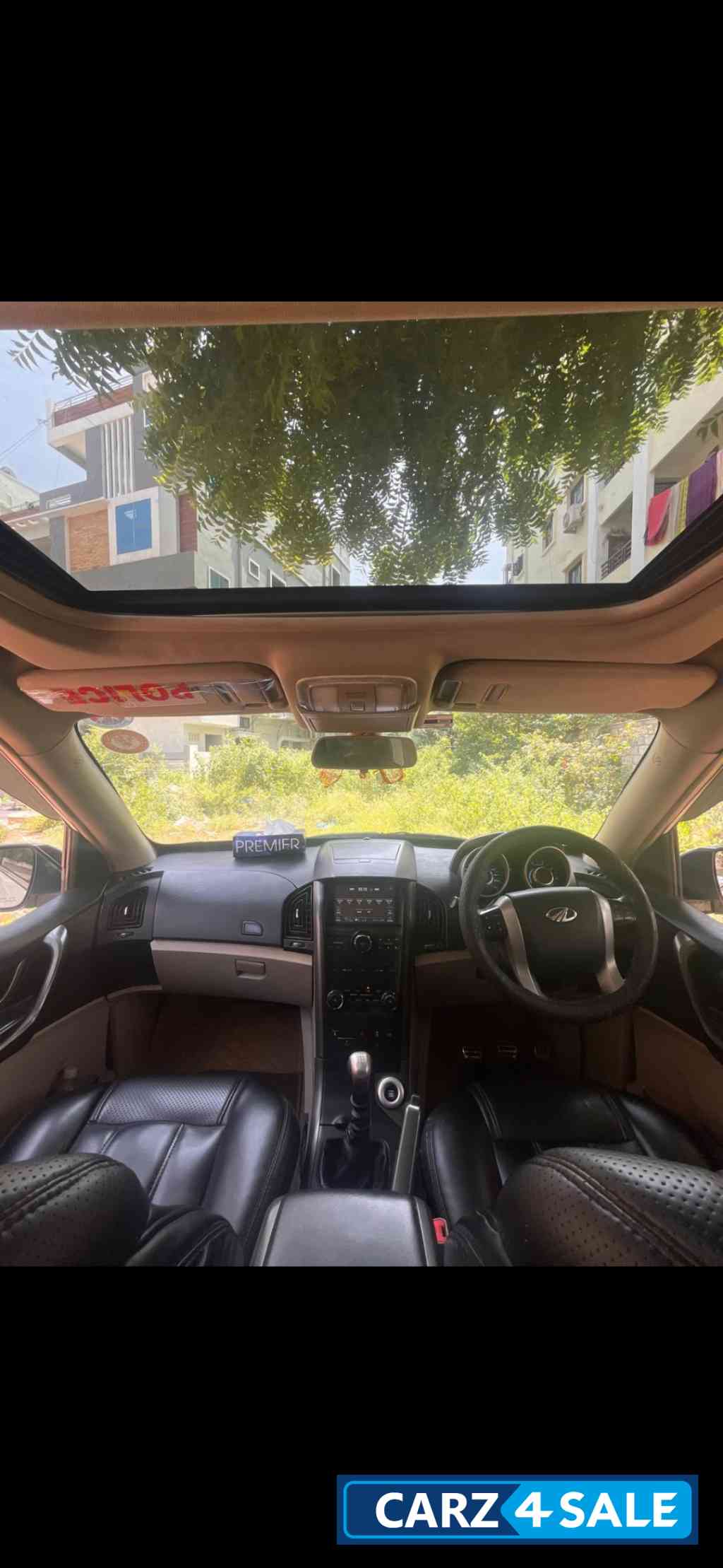 Mahindra XUV 500 W10 R FWD