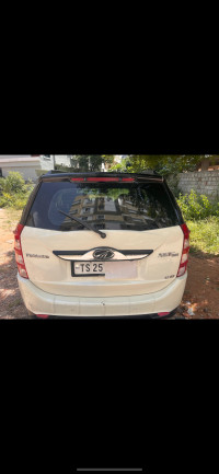 Mahindra XUV 500 W10 R FWD