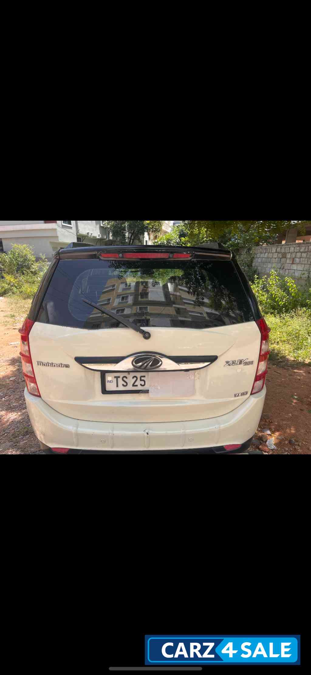 Mahindra XUV 500 W10 R FWD