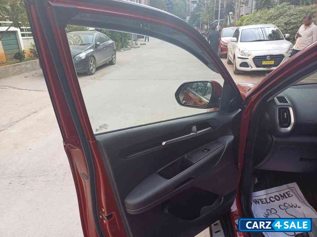 Intence Red Kia Sonet HTK + Diesel