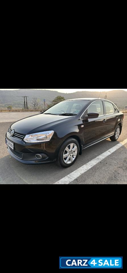 Black Volkswagen Vento Highline