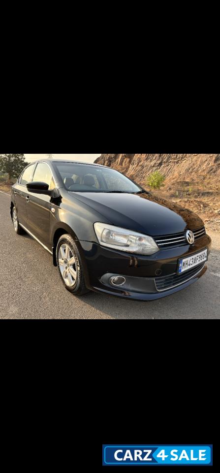 Black Volkswagen Vento Highline