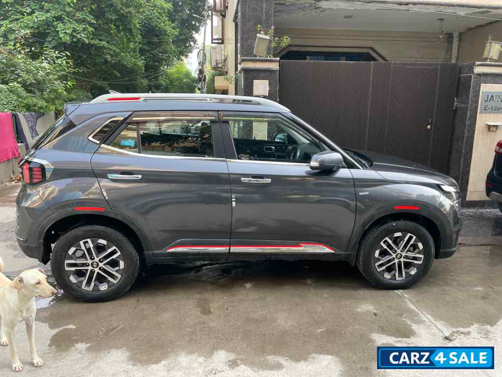 Titan Grey Hyundai Venue Sx(o) turbo dct