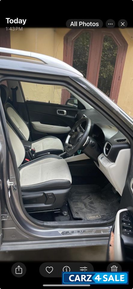 Titan Grey Hyundai Venue Sx(o) turbo dct