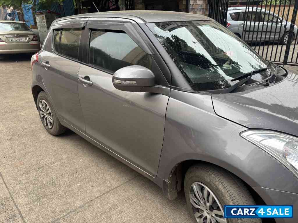 Maruti Suzuki Swift Vxi