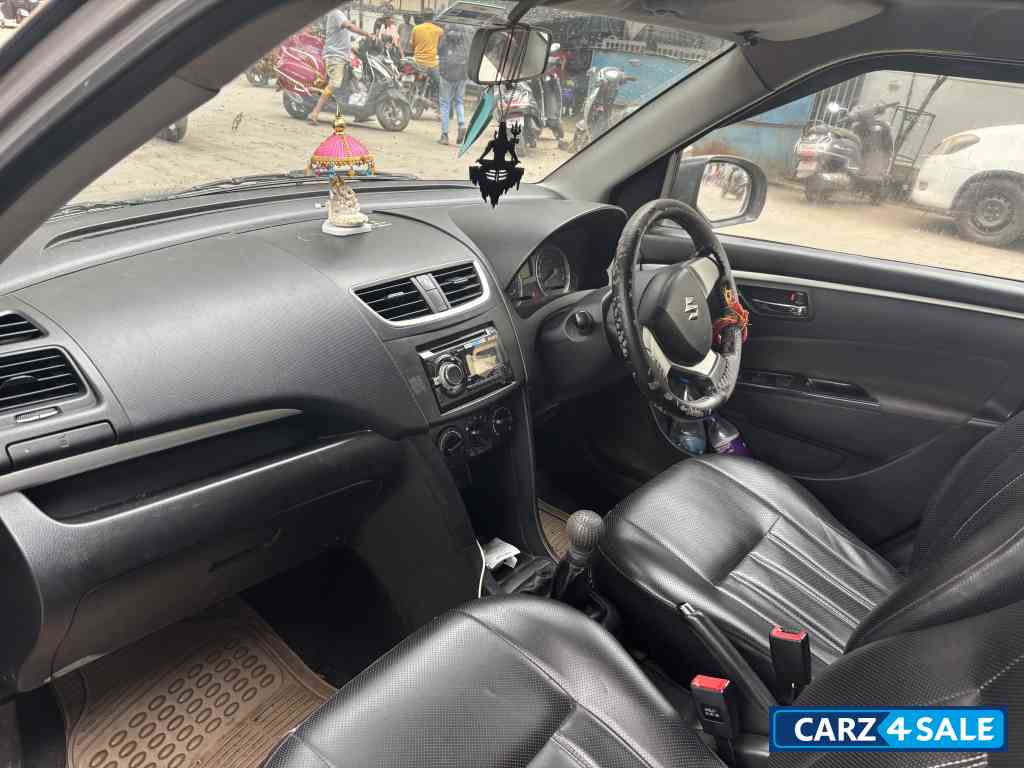 Maruti Suzuki Swift Vxi