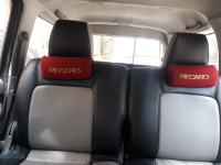 Black Ford Endeavour MT 2.5L 4×2