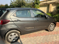 Tata Tiago XT