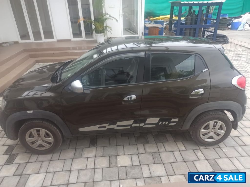 Renault Kwid RXT 1.0 SCE BSIV
