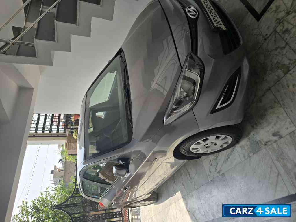 Amber Grey Hyundai i20 Magna(O)
