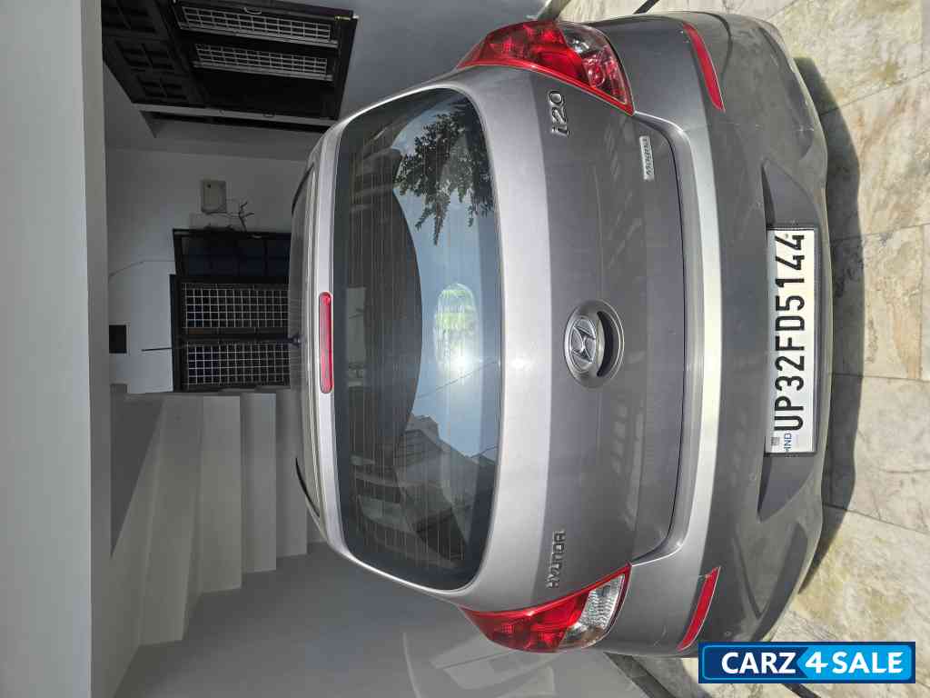 Amber Grey Hyundai i20 Magna(O)